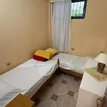 Apart Otel Gersina Golem (Tirana)