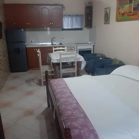 Hotel apartamentowy Gersina Golem (Tirana)