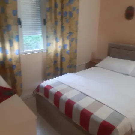 Gersina Hotel apartamentowy Golem (Tirana)