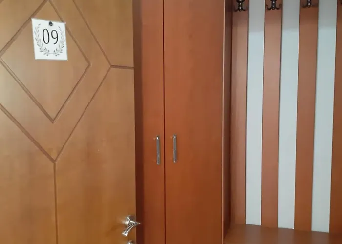 Aparthotel Gersina Golem (Tirana)