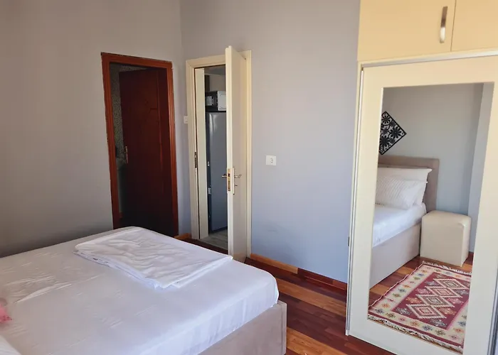 Lejlighedshotel Gersina Golem (Tirana)